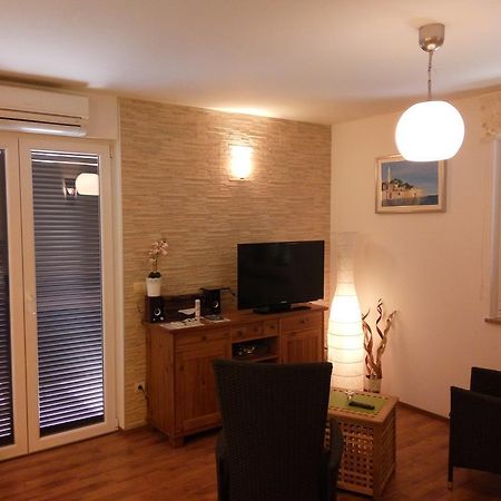 Apartment Asparagus Rovinjsko Selo Exterior photo